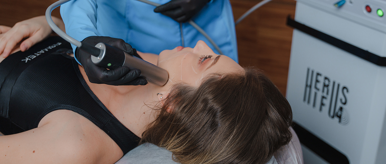 Herus HIFU Pen: A nova categoria de UMPT (Ultrassom Micropulsado Térmico. Área dos olhos, fox yes, contorno, bigode chines e lifting facial em uma única sessão.